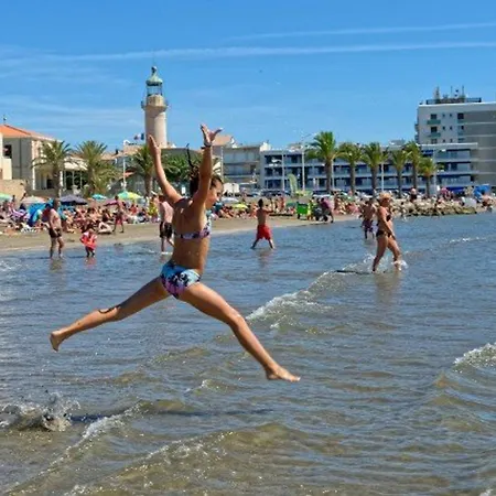 Climatise Proche Avec Terrasse, Park Prive Et Equipements Modernes - Fr-1-307-198 Lejlighed Le Grau-du-Roi